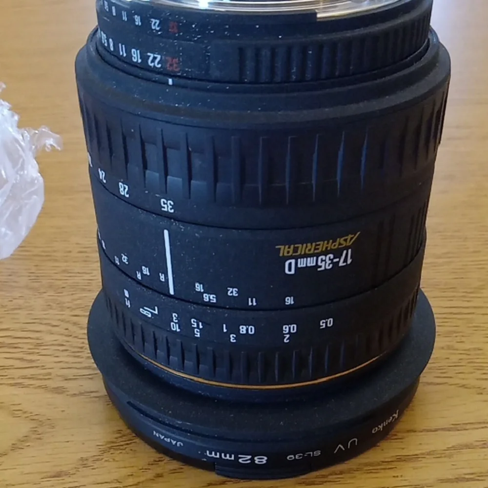 Sigma 17-35mmD Aspherical W/ Kenko UV SL-39 Beauty Black Lens with Gold Accents